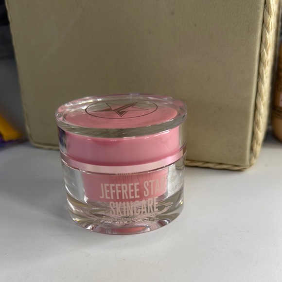 Jeffree Star Other - Jeffree Star Magic Star Hydrating Moisturizer